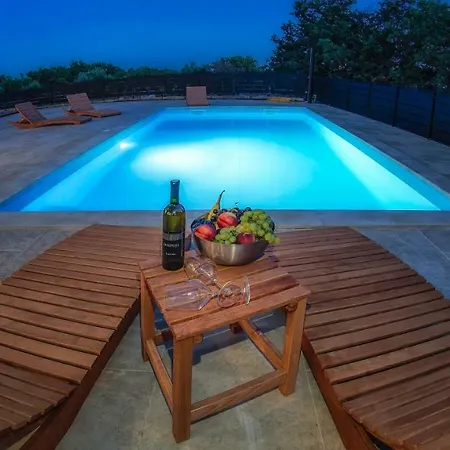 Villa Holiday Linardici